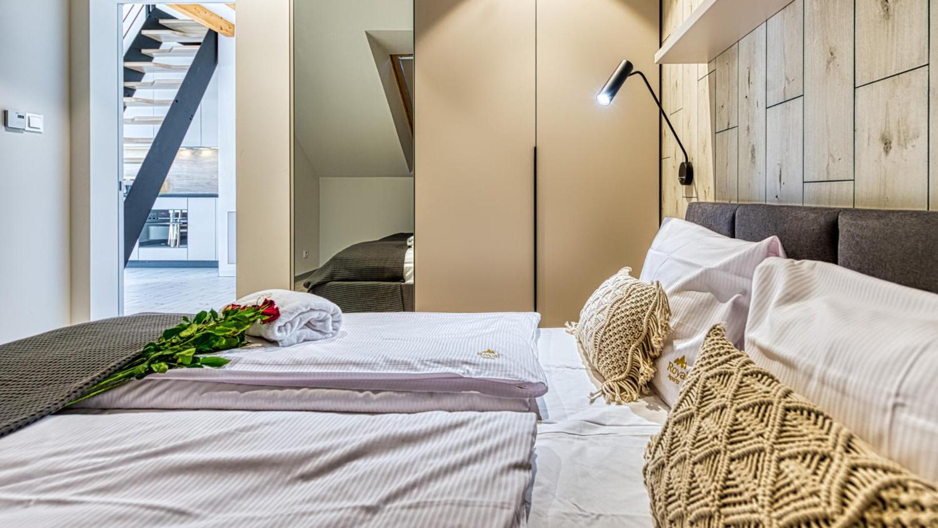 שצ'קלארסקה פוראובה Royal Prestige Collection Z Prywatnym Jacuzzi - Stone Hill Resort Z Basenem I Saunami מראה חיצוני תמונה