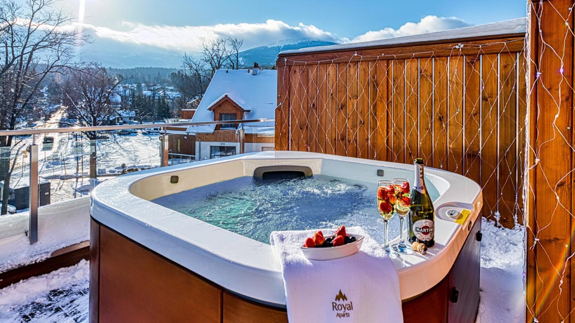 שצ'קלארסקה פוראובה Royal Prestige Collection Z Prywatnym Jacuzzi - Stone Hill Resort Z Basenem I Saunami מראה חיצוני תמונה